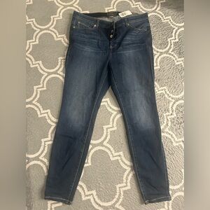 NWT Torrid Size 18R Bombshell Skinny Blue Jeans - Stretch Denim